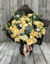 Букет цветов из:  Розы и Лизиантусы #REPLACE_PRED# Киргиз-Мияки