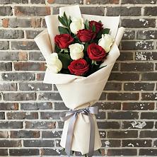 Букет цветов из:  Розы в Киргиз-Мияки