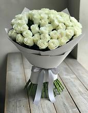 Букет 35 Белых роз в Киргиз-Мияки