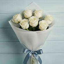 Букет 7 Белых роз Эдлесс Лав в Киргиз-Мияки