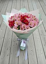 Букет цветов из:  Альстромерии в Киргиз-Мияки