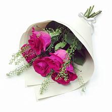 Букет цветов из:  Розы #REPLACE_PRED# Киргиз-Мияки