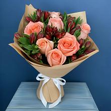 Букет цветов из:  Розы и Альстромерии в Киргиз-Мияки