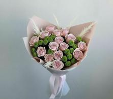 Букет цветов из:  Розы и Хризантемы в Киргиз-Мияки