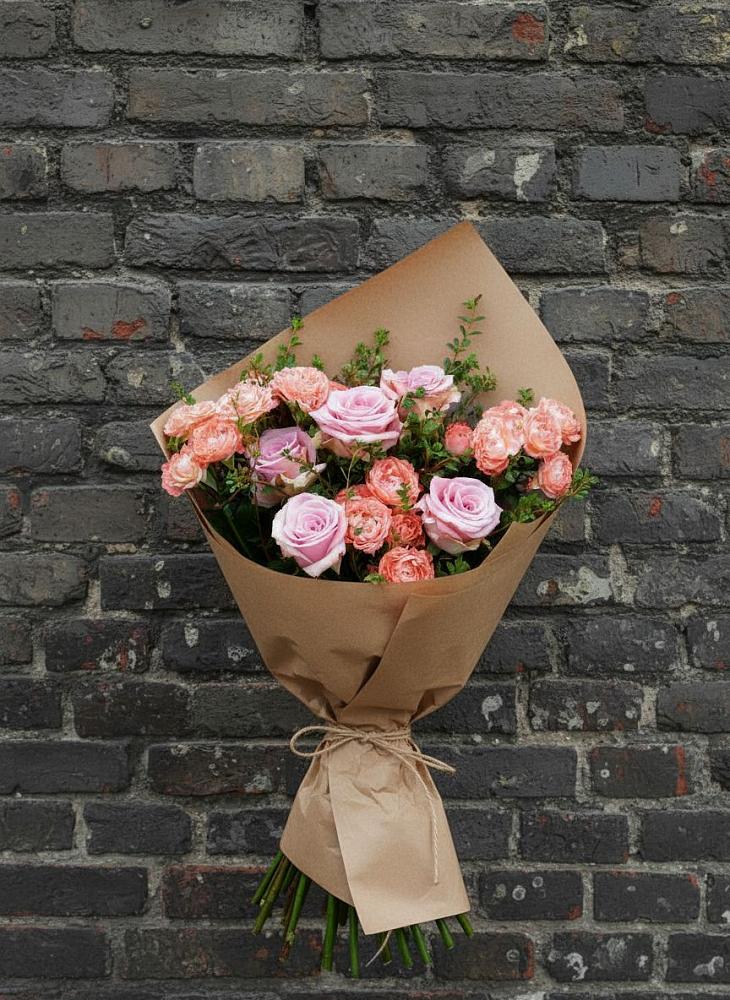 Букет цветов из: Розы в Киргиз-Мияки